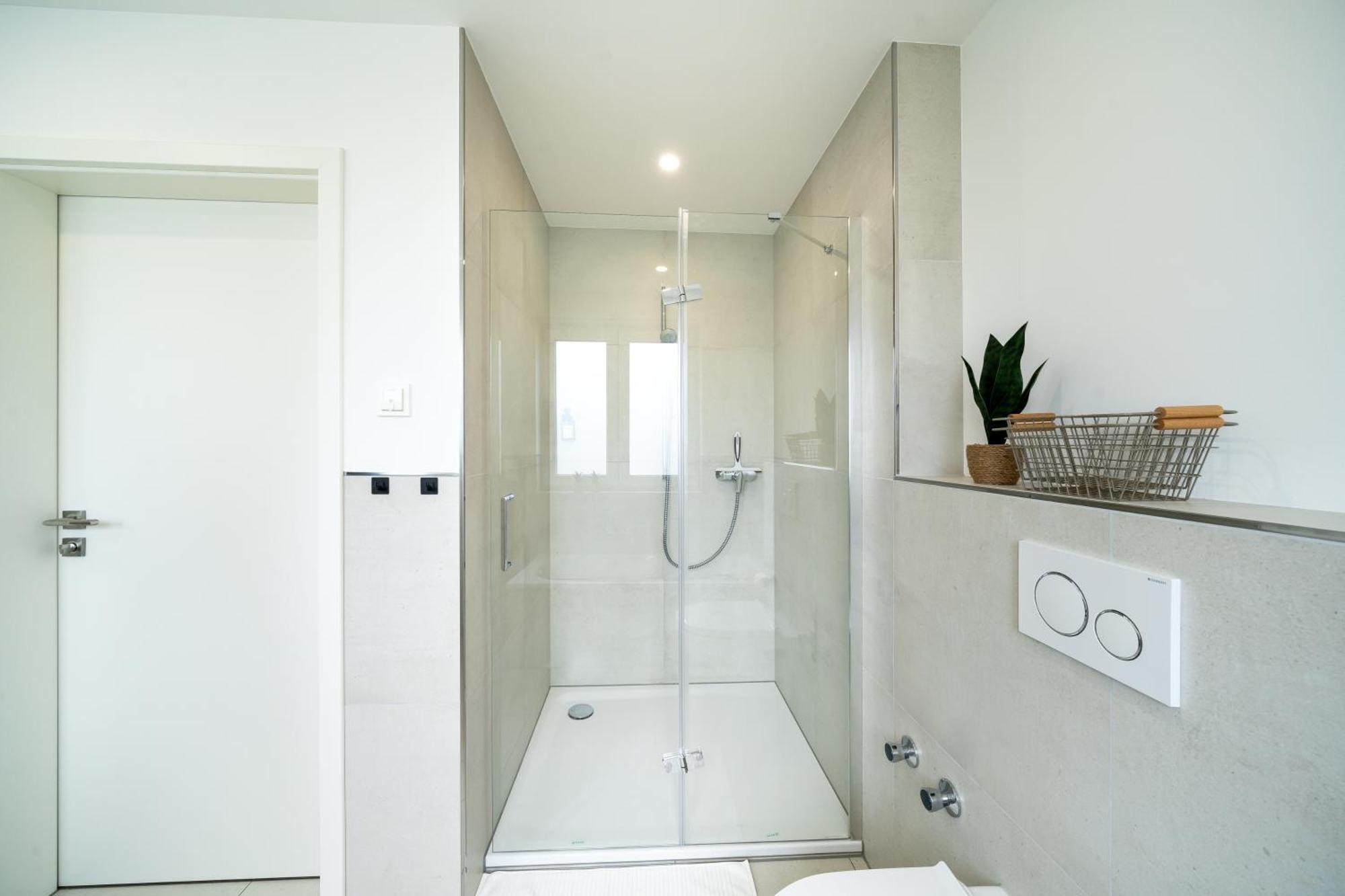 Raw-Flat Meier - Modern - Stylisch - Balkon - Netflix Bielefeld Exterior foto