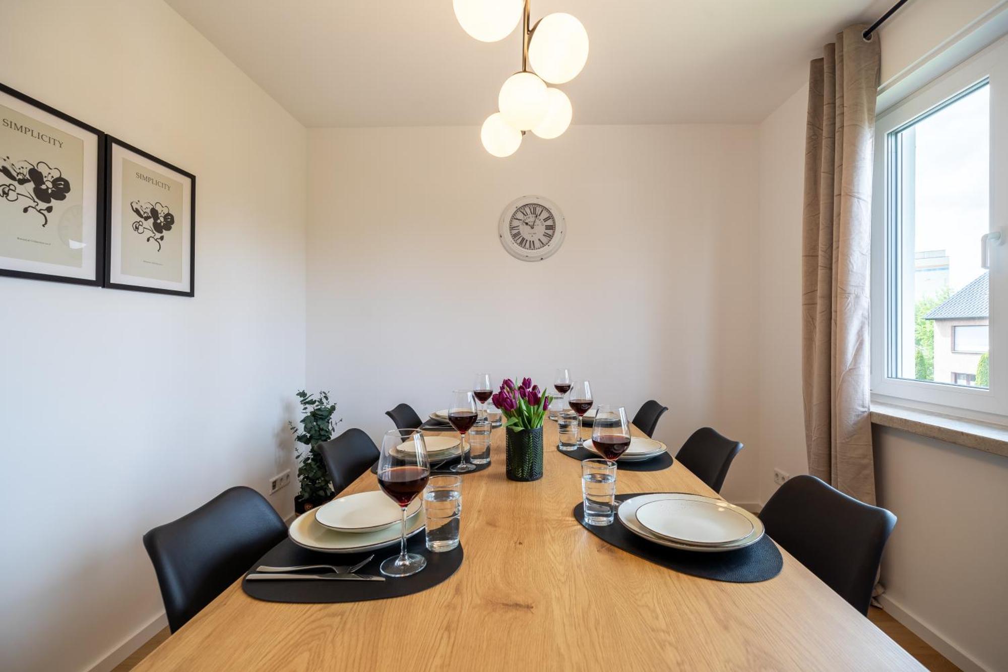 Raw-Flat Meier - Modern - Stylisch - Balkon - Netflix Bielefeld Exterior foto